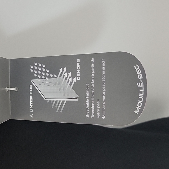 Sportek Workout Top with built in sport bra - Picture 5 of 9